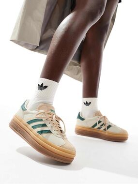 adidas gazelle silver green womens Adidas Jeremy Scott 'Camo Bear' Sneakers 43 1/3 eu – único13 main image 0